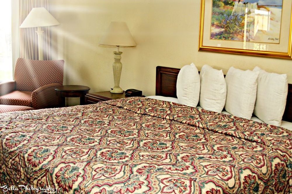 Rodeway Inn Orange Park Ruang foto