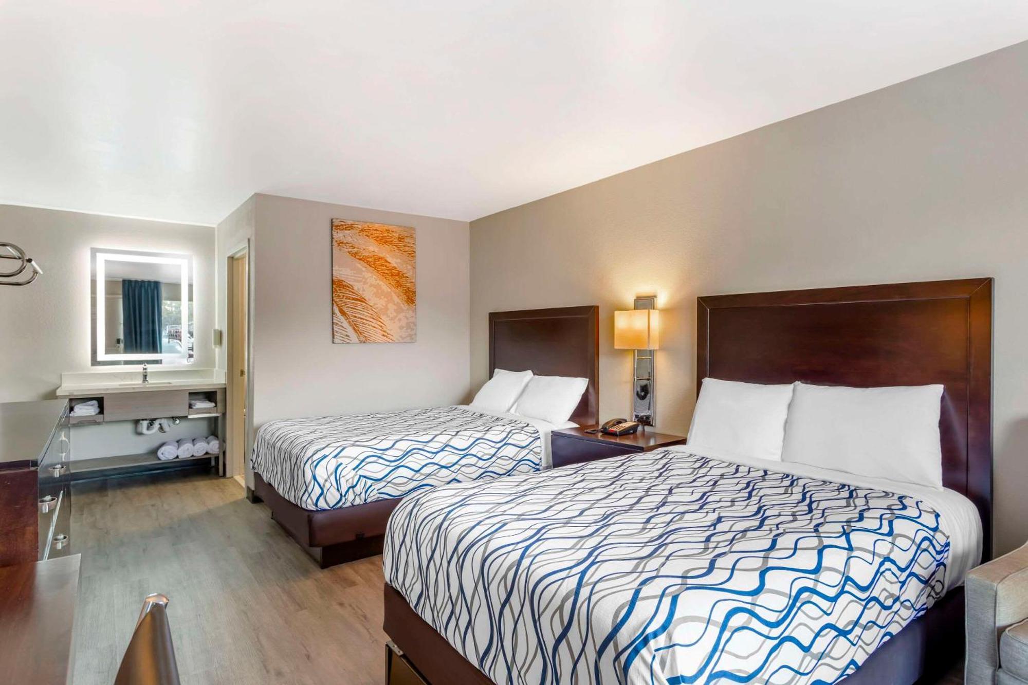 Rodeway Inn Orange Park Bagian luar foto